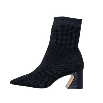 ΓΥΝΑΙΚΕΙΟ ΜΠΟΤΑΚΙ ΜΑΥΡΟ CARRANO 721005/CAB01-KNIT/VEGETAL
