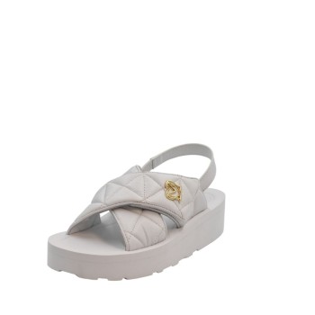 ΓΥΝΑΙΚΕΙΑ ΣΑΝΔΑΛΙΑ ΛΕΥΚΟ LOVE MOSCHINO JA16044I1MIE0100